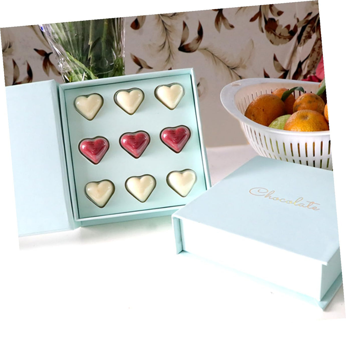 Mobestech 1pc Heart Shaped Chocolate Box Bag Elegant Compartment Design for Parties Weddings and Valentine's Day and Materials