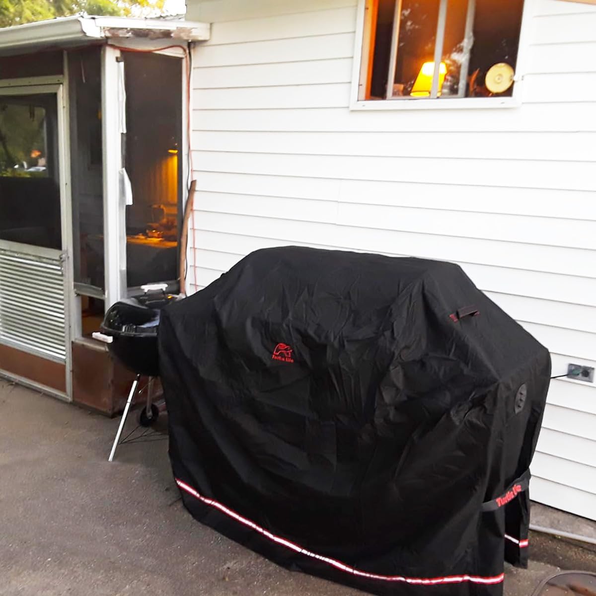 BBQ Grill Cover, 52 Inch Heavy Duty Waterproof 3 Burner Barbecue Gas Grill Covers for Weber Spirit Char-Broil Performance and Signature, Black