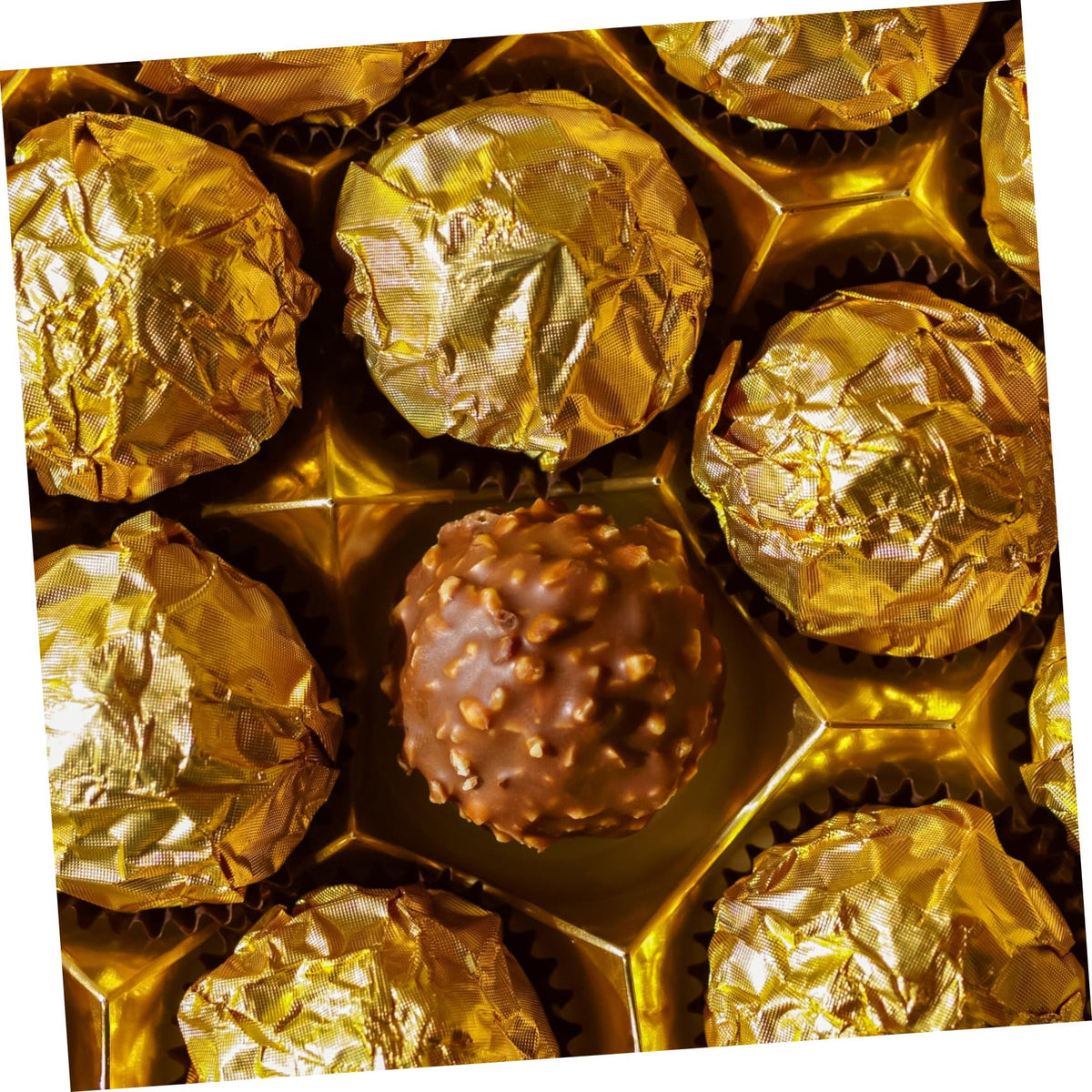 MOLUCKFU 200pcs Gold Aluminium Foil Candy Wrappers Chocolate Packaging Paper for Party Favors Diy Sweets Birthdays Weddings and Special Occasions
