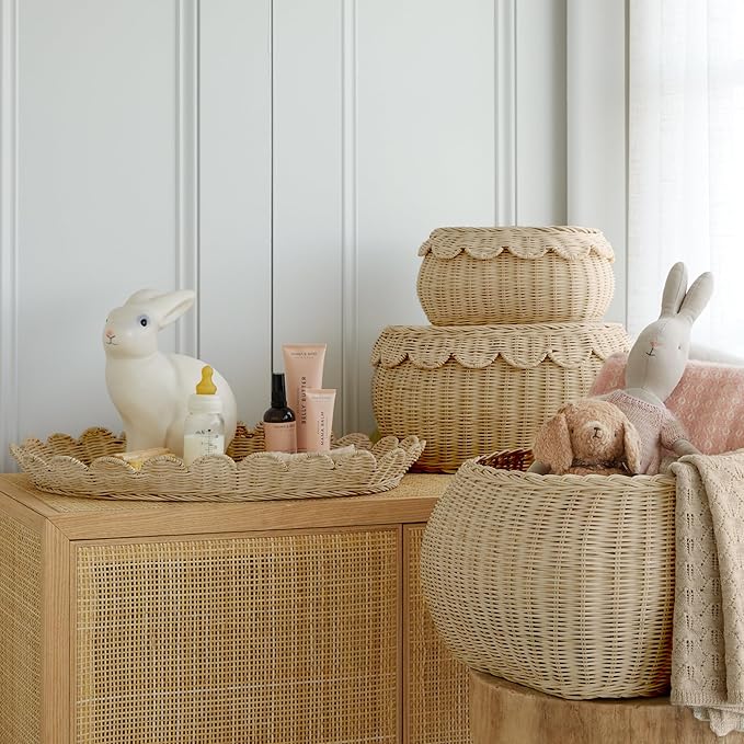 BEBE BASK Large Scalloped Basket Set Of 3 - Hand-Woven & Award-Winning Scallop Basket - XL - Extra Large for Blankets 22 x 16 x 10 In - Elegant Wicker With Scalloped Edge Lid (Natural)