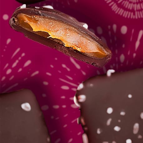 Sanders Milk Chocolate Sea Salt Caramel Thins Tub 18 oz 2-Pack (2 x 18 oz)