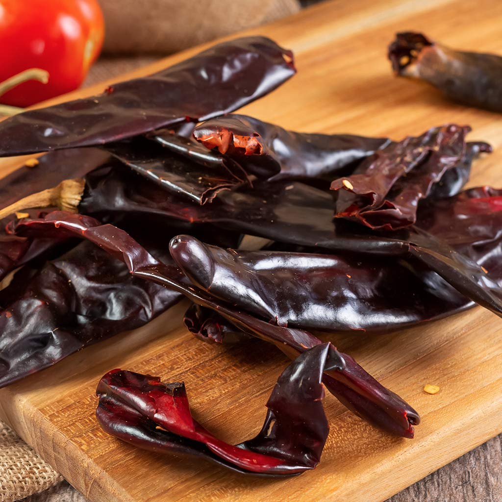 1400S Spices 2lb Guajillo Stemless Chile Bulk – Whole Dried Red Chiles for Salsa & More