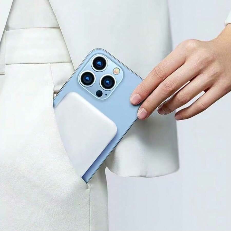 Fast Charging Magnetic Wireless Power Bank