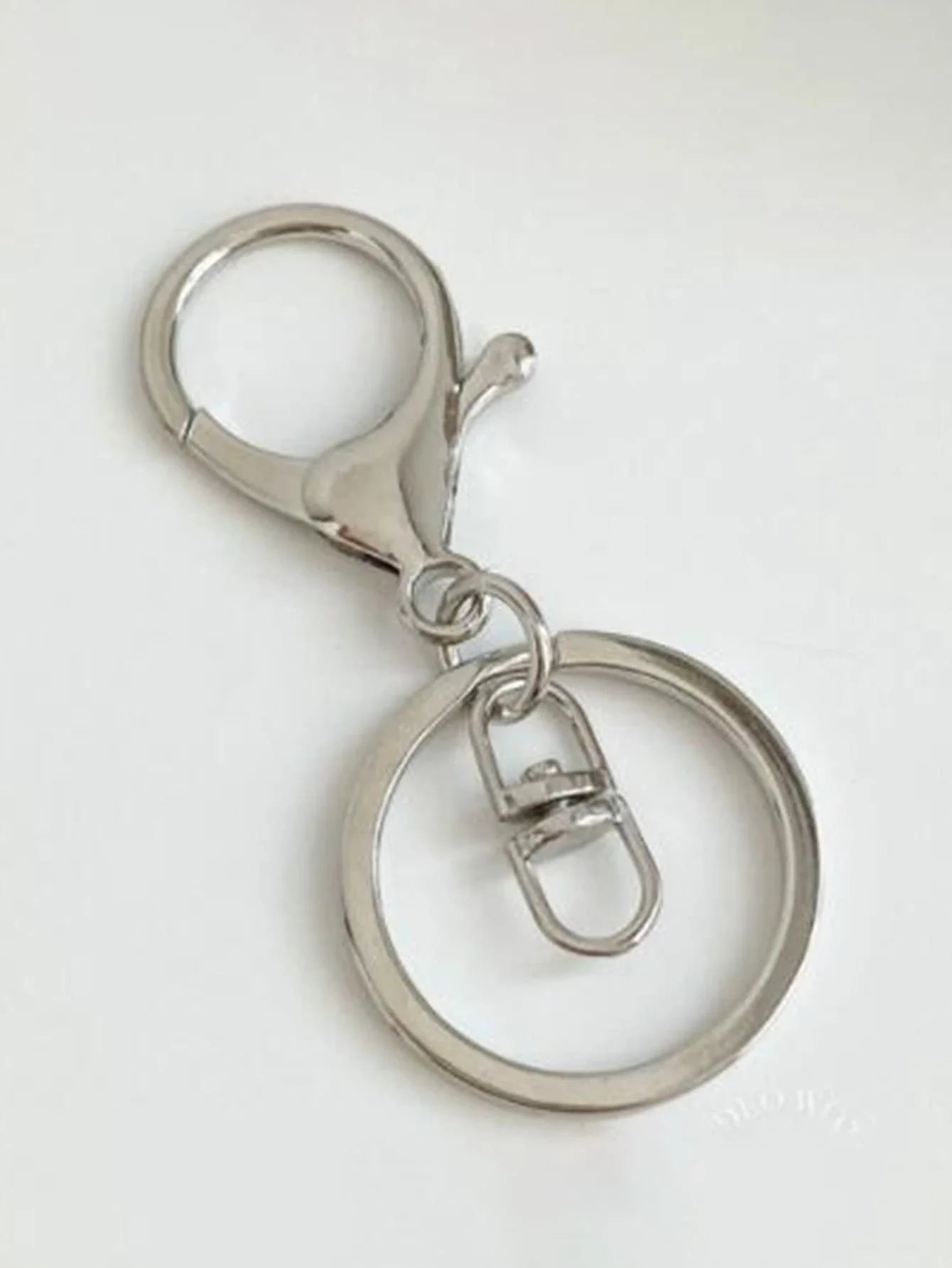 Elegant Metal Heart-Shaped Letter Keychain