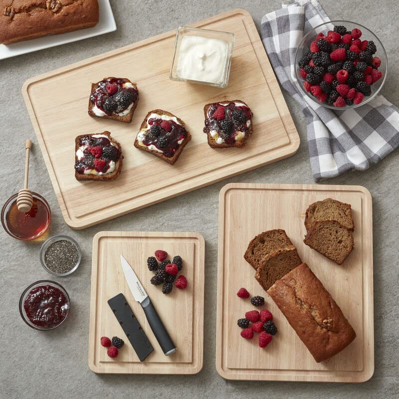 KitchenAid Classic Rubberwood Cutting Board with Perimeter Trench, Reversible Chopping Board, 11-inch x 14-Inch, Natural