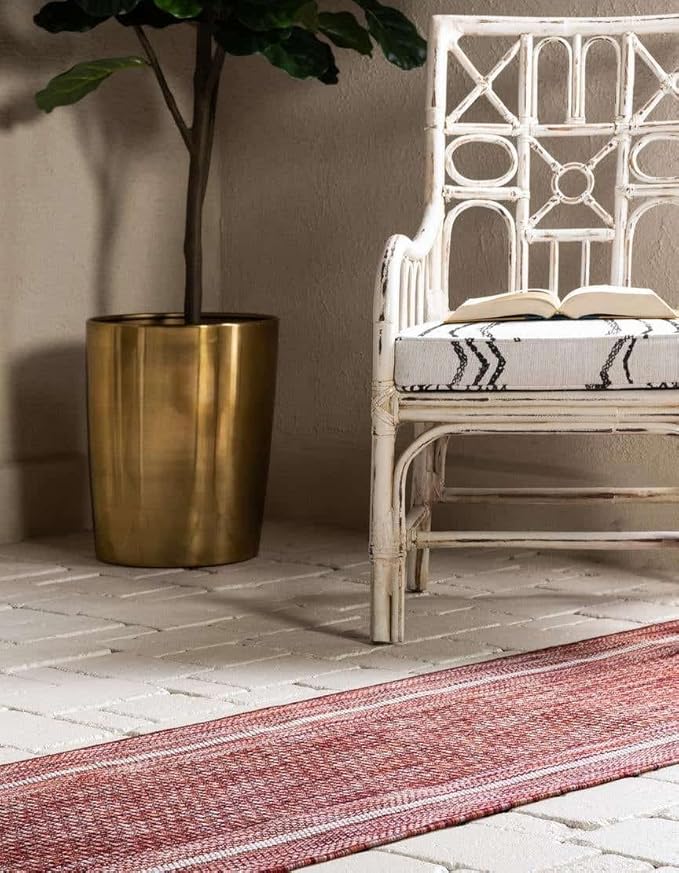 Unique Loom Outdoor Border Collection Area Rug - Soft Border (2' x 8' Runner, Rust Red/ Ivory)