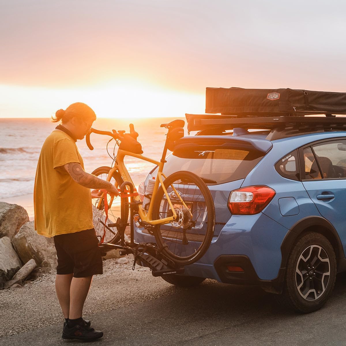 Hollywood Racks Destination 2 Hitch Bike Rack, Transports 2 Bikes up to 35 lbs Each - Lightweight Platform Style Bike Carrier for Car, SUV, or Truck - Secure, Foldable Bicycle Car Racks