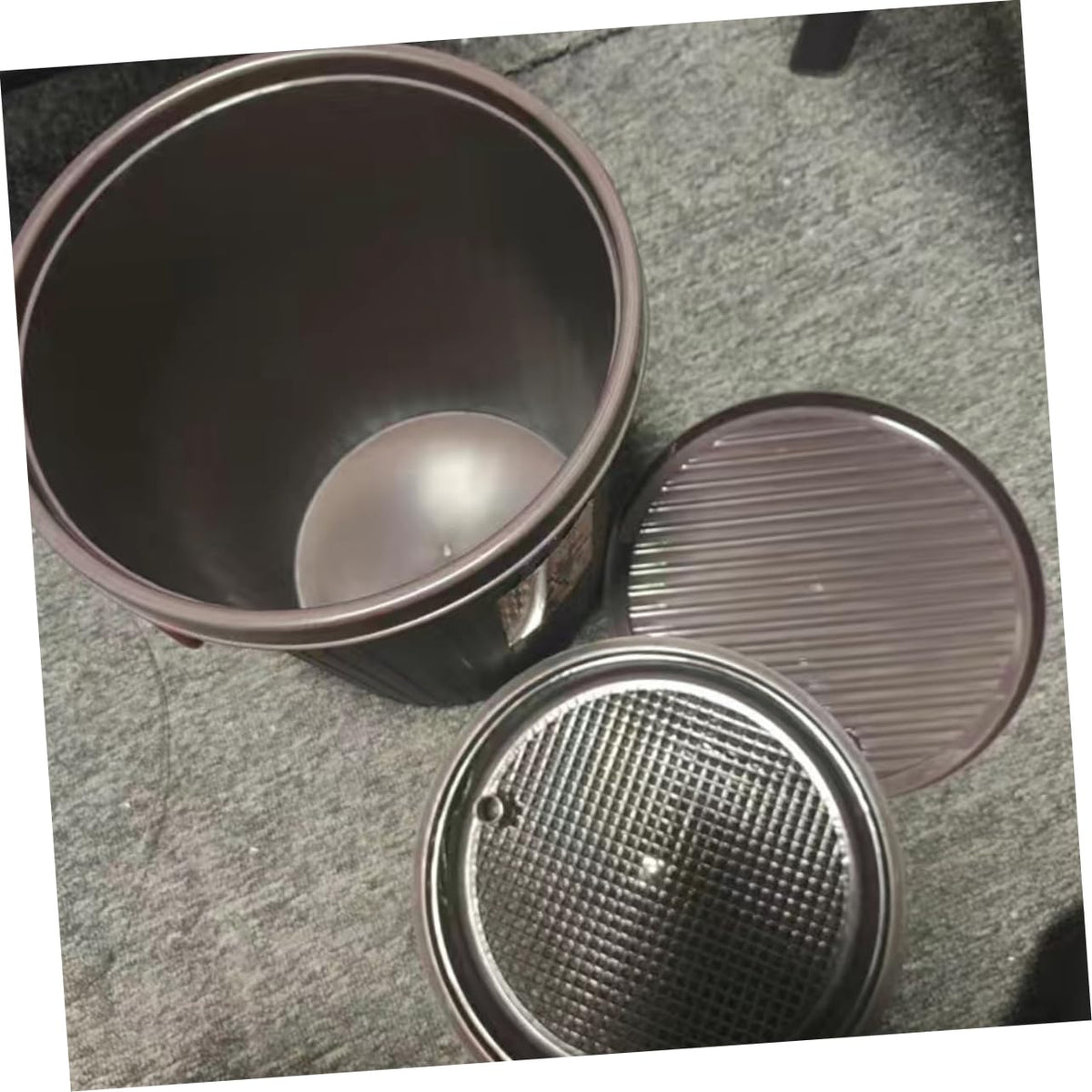 Holibanna Tea Dregs Bucket with Lid Tea Leaves Strainer Basket for Ceremony Plastic Residue Filter Bucket for Home Office Study 9.64 X 8.46 X 8.46 in