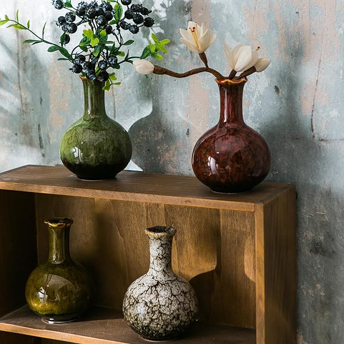JOJUNO Glazed Rustic Bud Vase Set of 4 - Small Ceramic Mini Pottery Vases in White, Yellow, Green, Red - Ideal for Fresh & Dried Flowers - Modern Farmhouse Décor for Living Room, Shelves, Dining Table