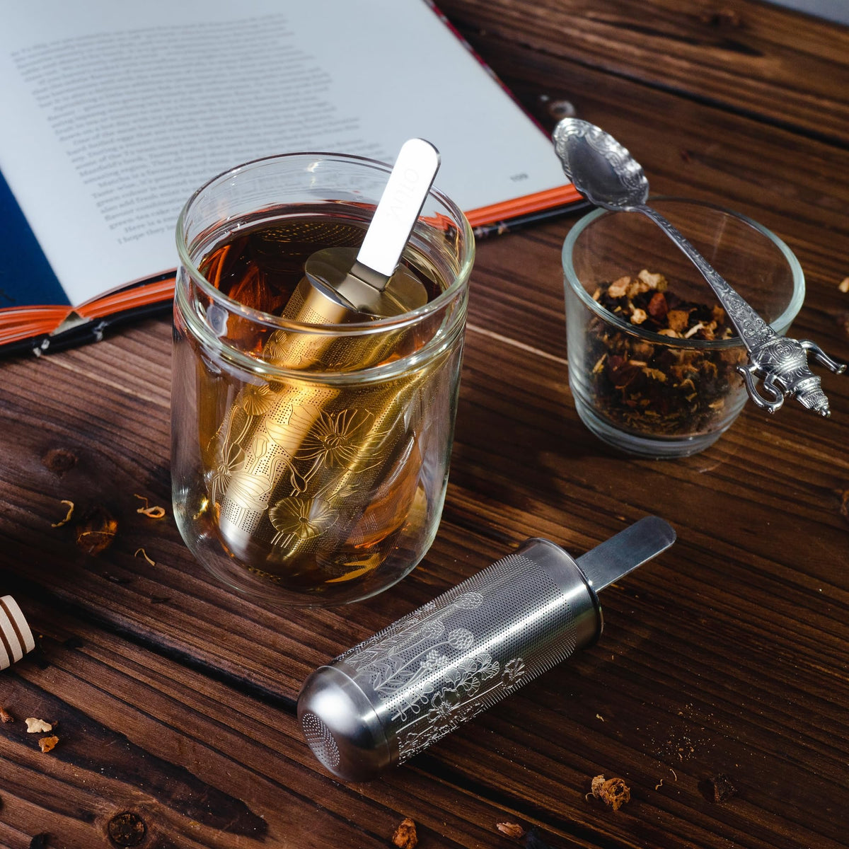 Tea Infuser Spoon For Loose Leaf Tea Stainless Steel Popsicle Tea Stick Tea Diffuser Long-Handle Tea Filter Easy to Carry Tea Strainer Pipe Tea Steeper Filter(Gold)