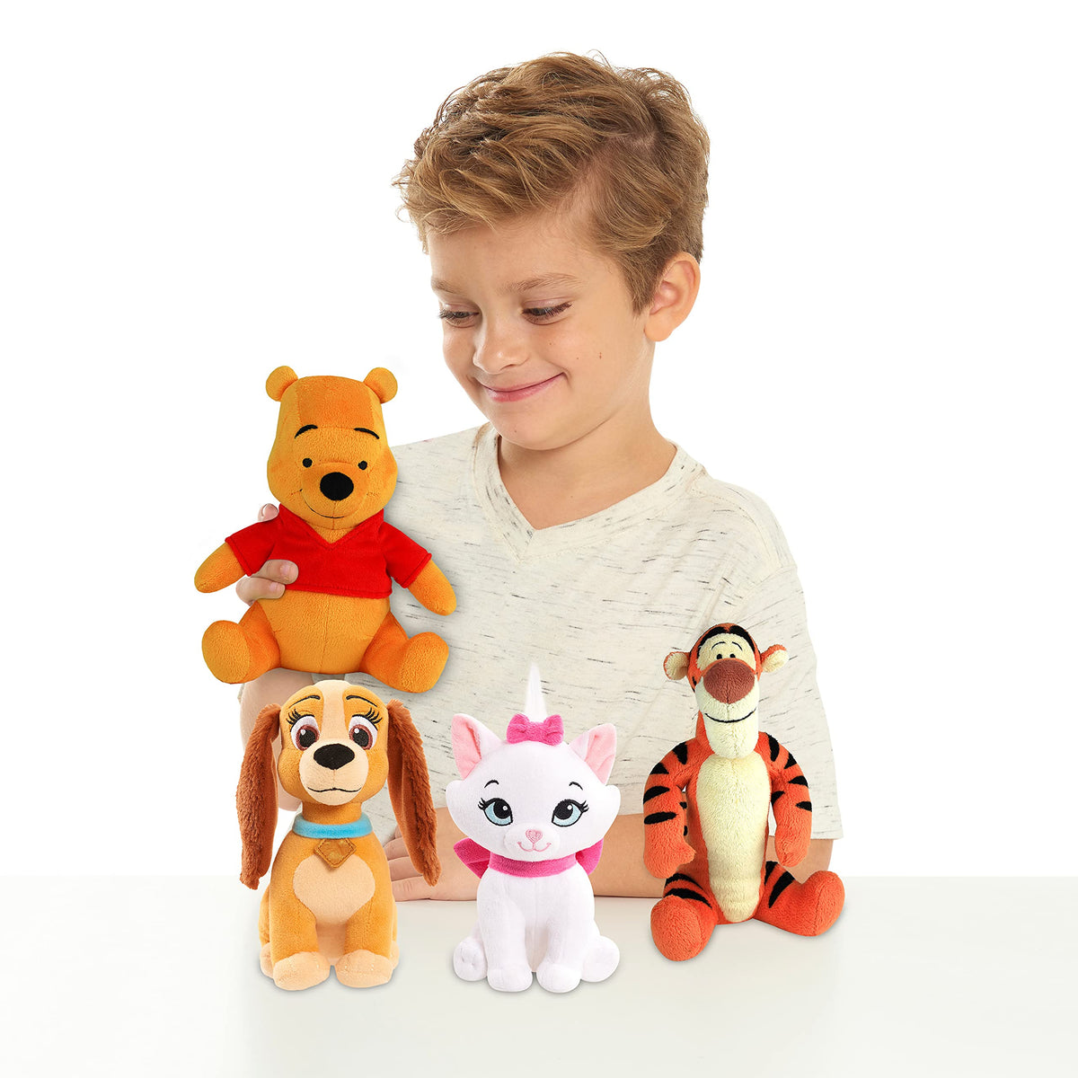 Just Play Disney Winnie the Pooh 7.2-inch Collectible Beanbag Plush