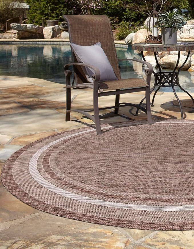 Unique Loom Outdoor Border Collection Area Rug - Soft Border (7' 10" Round Brown/Ivory)