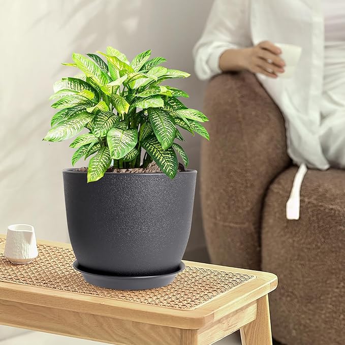 9/8/7.5 inch Plant Pots, Set of 3 Modern Decorative Plastic Planters with Drainage Holes and Tray, Flower Pots for Indoor Outdoor Plants, Black
