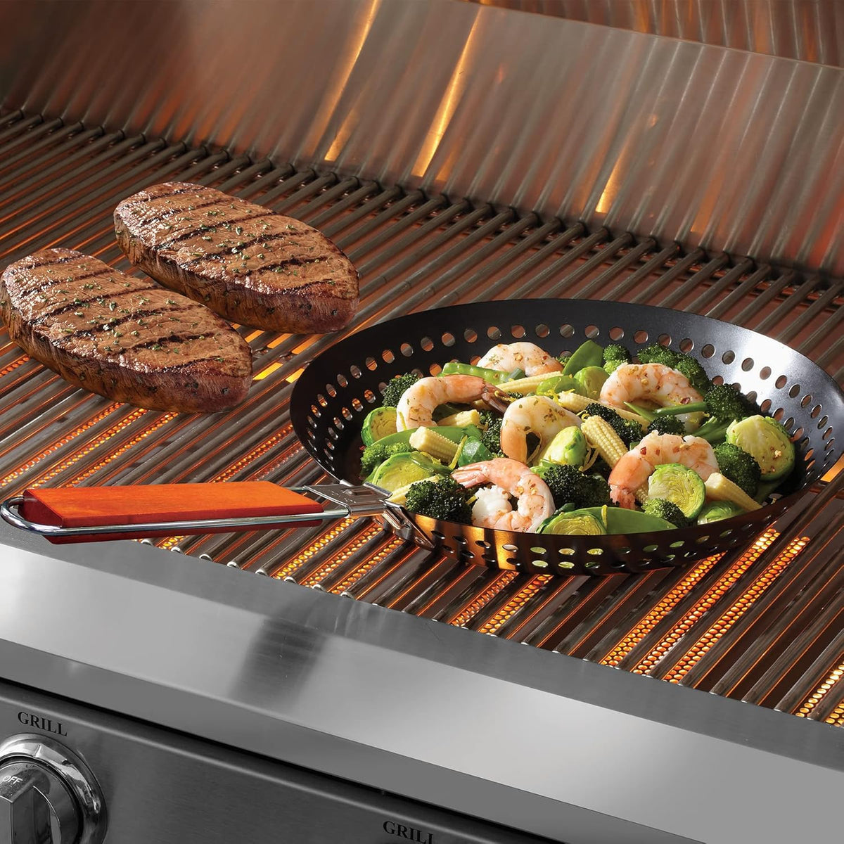 12" Non-Stick Grilling Skillet, Large Strainer with Removable Handle For Deep Frying Fried Food, Seafood & Vegetables, Grilling Basket for Indoor, Outdoor BBQ, Grill & Restaurants - Mr. Bar-B-Q 06750X