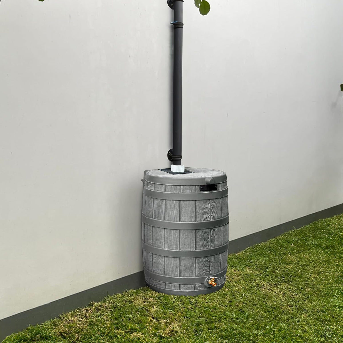 Good Ideas Rain Wizard 50 Gallon Plastic Outdoor Home Water Storage Tank Rain Barrel Collector with Brass Spigot and Flat Back Design, Gray