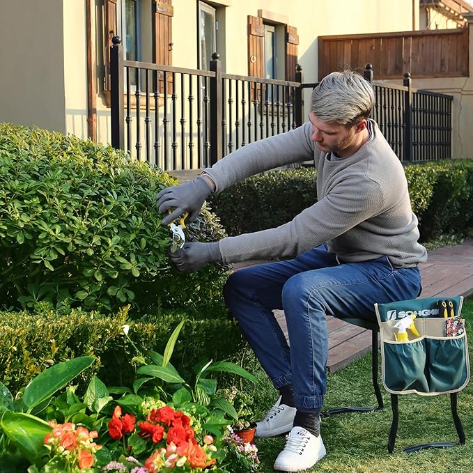 SONGMICS Garden Kneeler and Seat, Multifunctional Garden Kneeling Bench, Gardening Gifts for Women Men, Folding Gardening Stool, with 1 Tool Bag, 6-Inch Wide Kneeling Pad, Dark Green UGGK49L