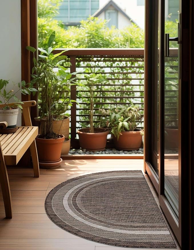 Unique Loom Outdoor Border Collection Area Rug - Soft Border (2' 7" x 4' 1" Hearth Brown/Ivory)