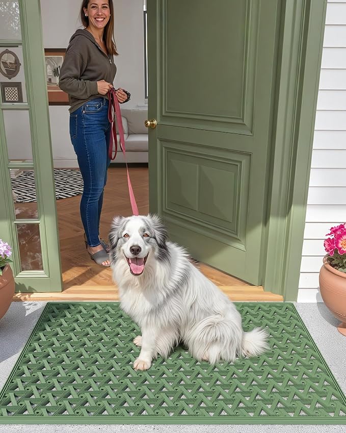 Color&Geometry Door Mat Outside Entrance with Drainage, Rubber Heavy Duty Dirt Trapper Waterproof Outdoor Welcome Mat, Outdoor Mats All Weather for Front Back Door Patio Entryway Entry, 24"X36" Green