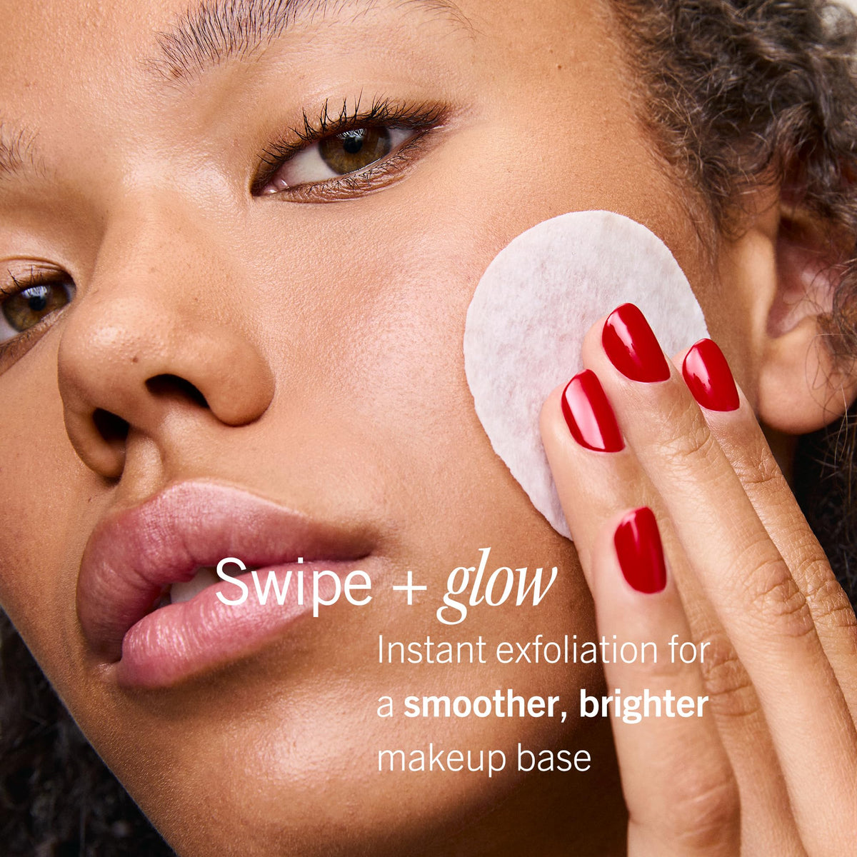 First Aid Beauty Brighten and Glow Facial Radiance Pads, 28 ct