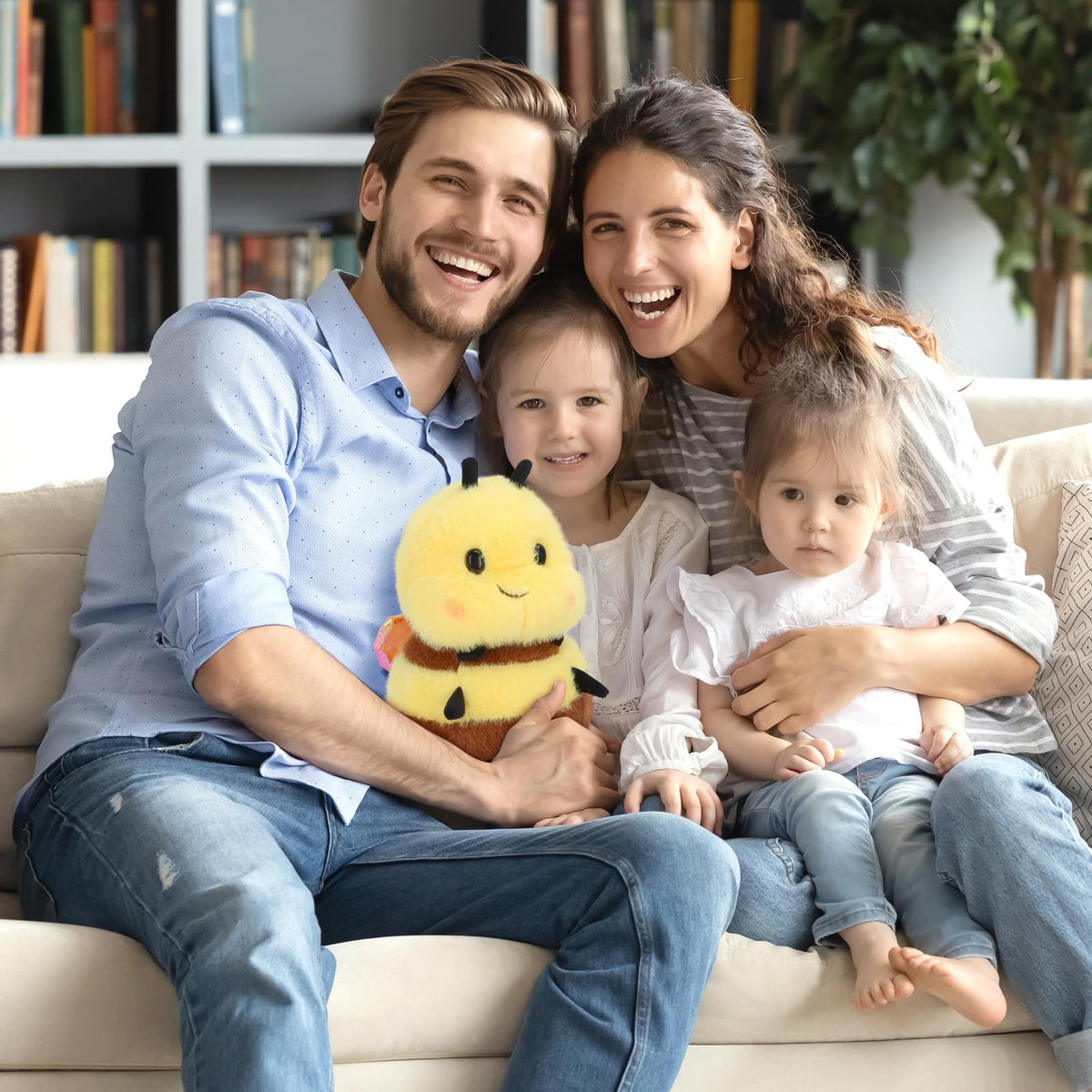 RHHSSE Chubby Smiling Bee Plush, Lucky Soft Bumblebee Plush Toy, Cute Bee Stuffed Animal, The Best Gift for Child and Partners(8 inch)