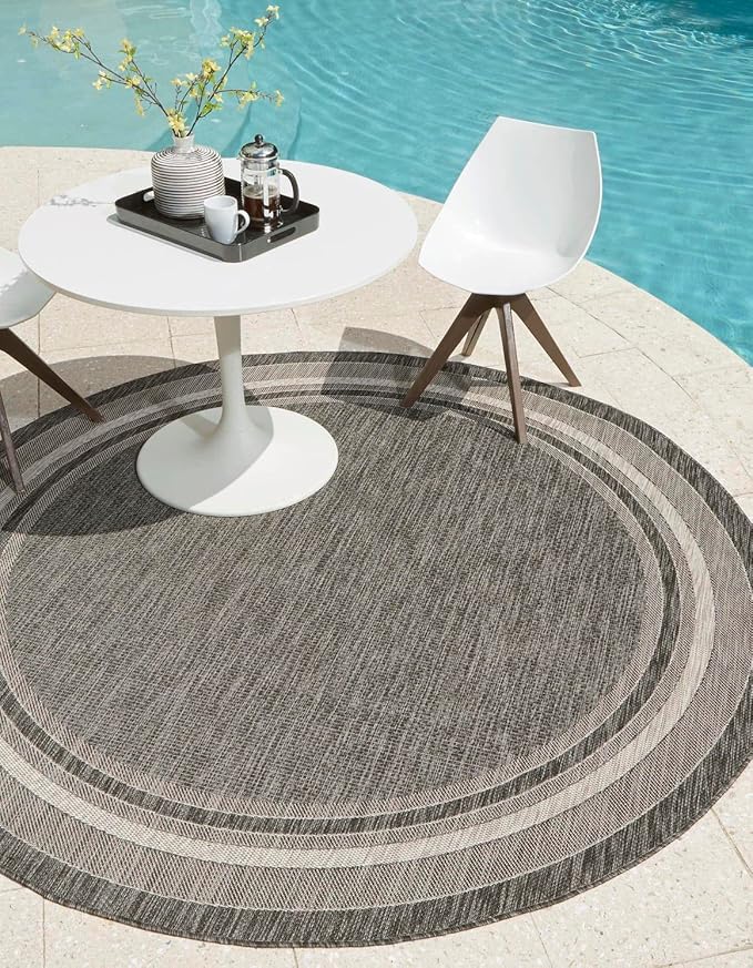 Unique Loom Outdoor Border Collection Area Rug - Soft Border (5' 3" Round, Black/ Ivory)