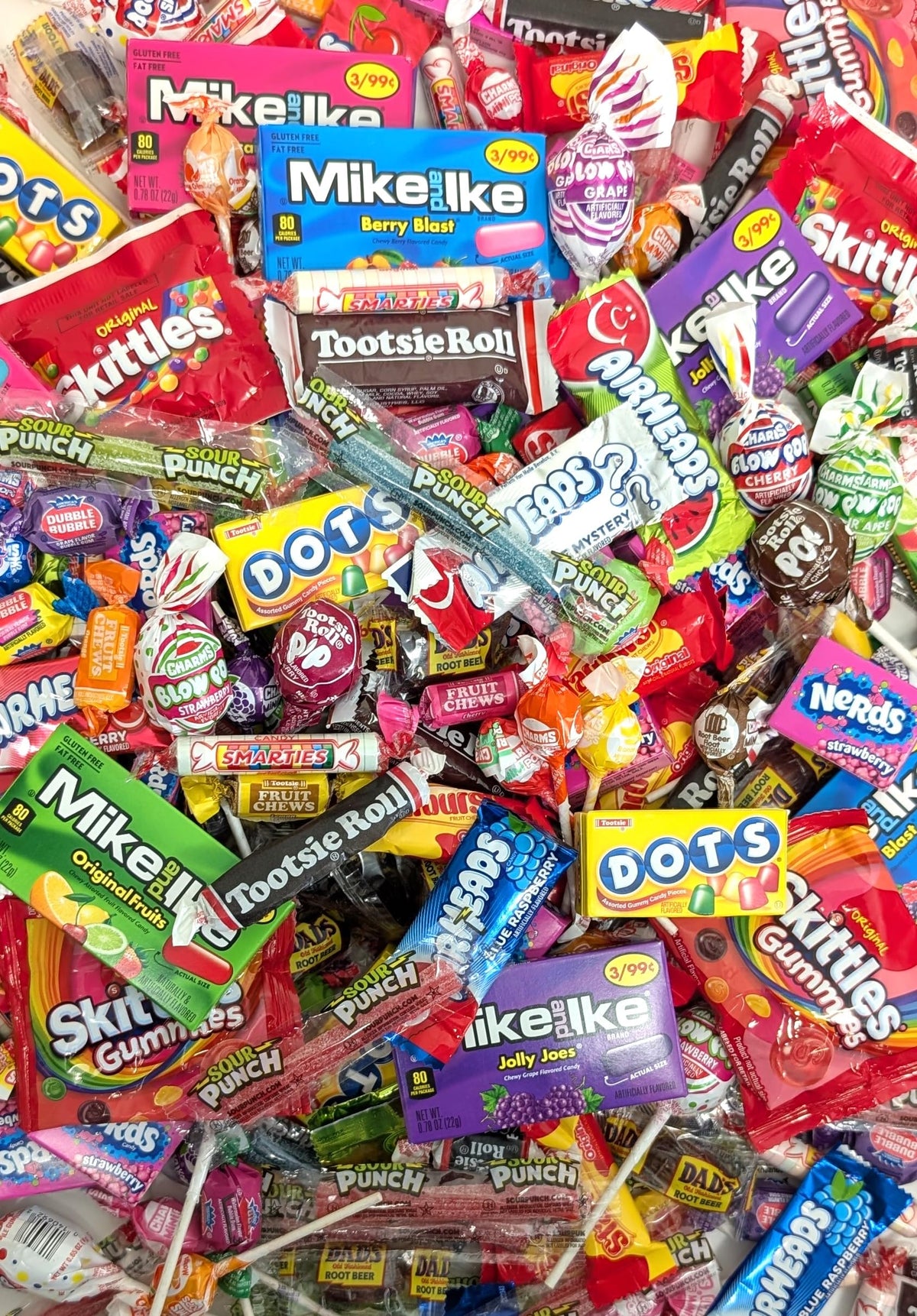 Ultimate Name Brand Candy Variety Pack - 2 lb Bulk Candy Individually Wrapped - No filler Candies - Perfect for Party Candies Stuffers or Party Favor
