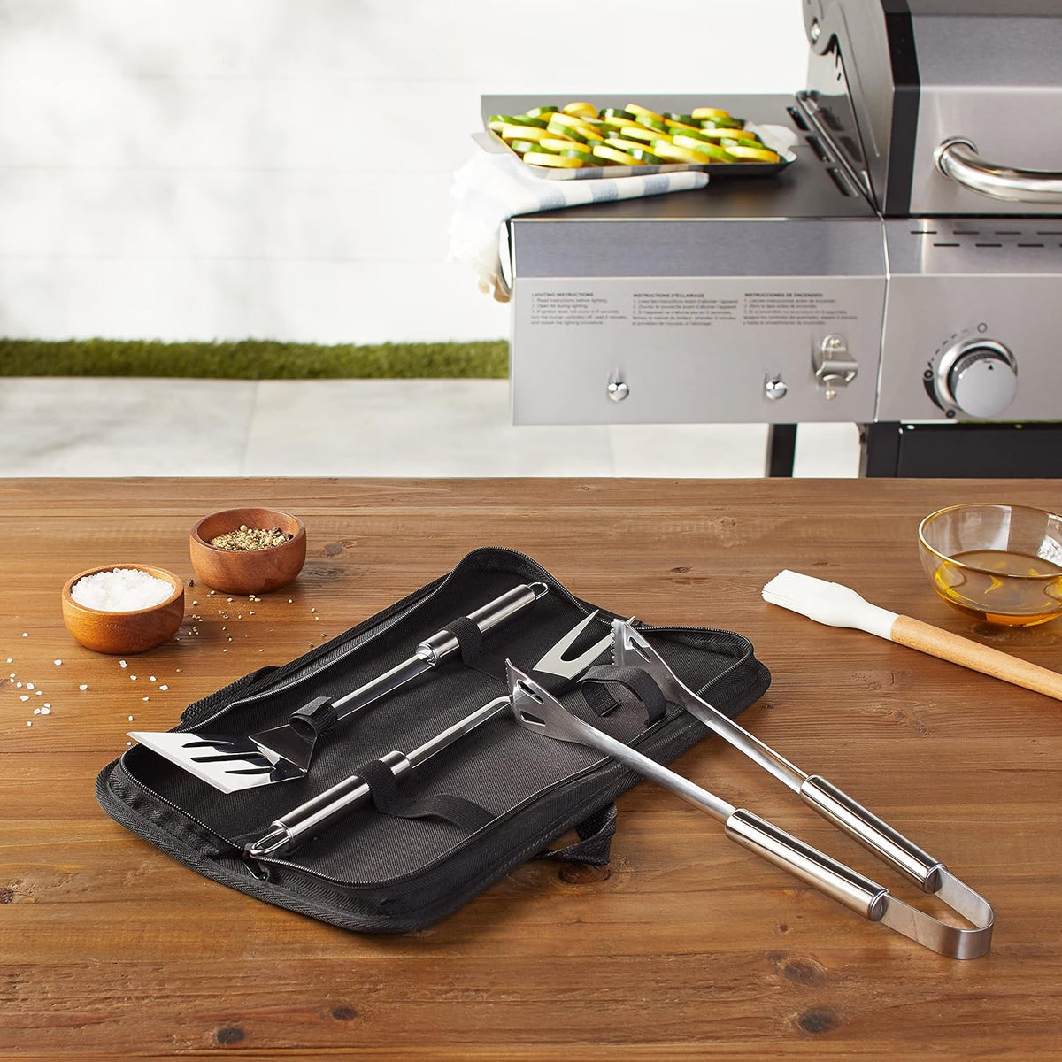 Amazon Basics 4-Piece Stainless Steel Barbeque Grilling Tool Set with Carry Bag