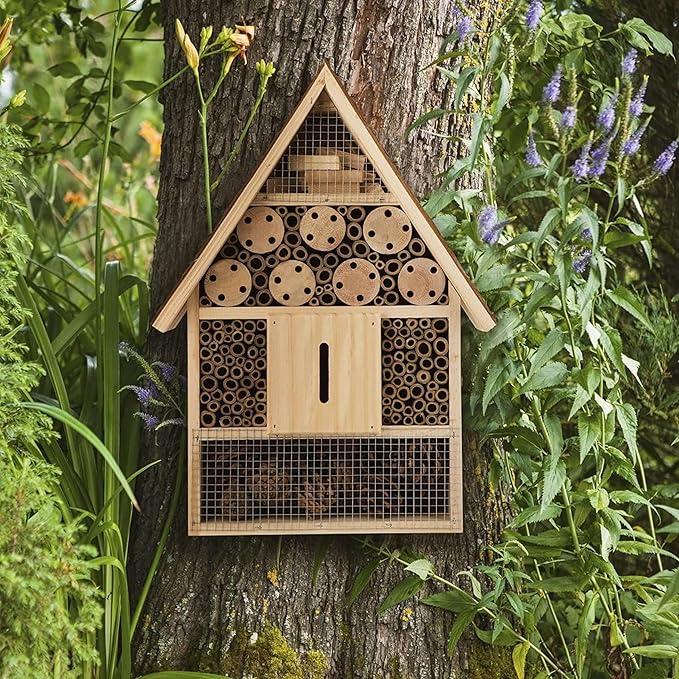 I Large Insect Hotel with bark roof Natural, Weatherproof, Insect House Made of Natural Wood for Bees, Ladybugs, lacewings, Butterflies, bee Hotel, Nesting aid for Hanging