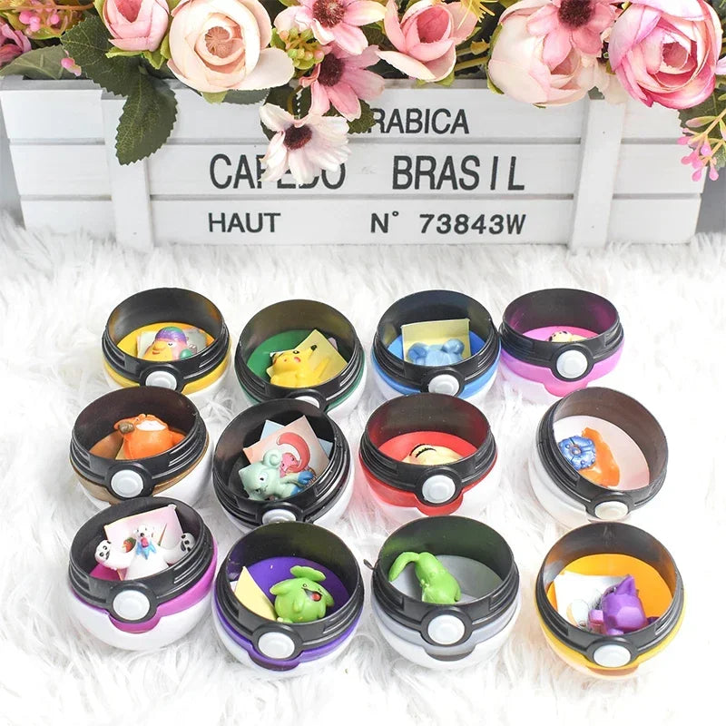 Pokemon Pikachu Pokeball Figure Set