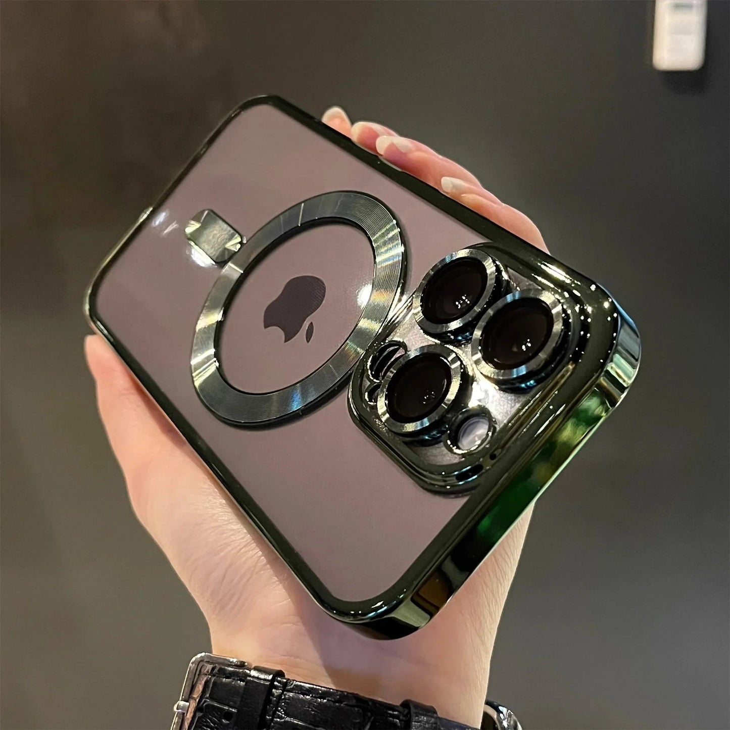 Luxury Magnetic Clear MagSafe Case