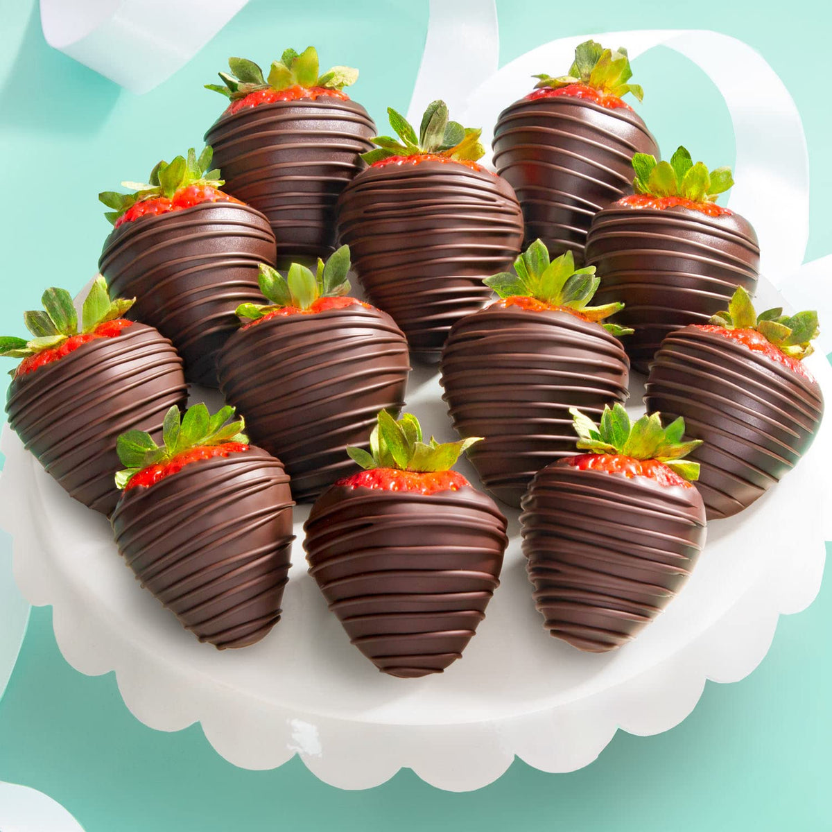 A Gift Inside 12 Dreamy Dark Chocolate Strawberries – Gift Box for Valentine’s Day