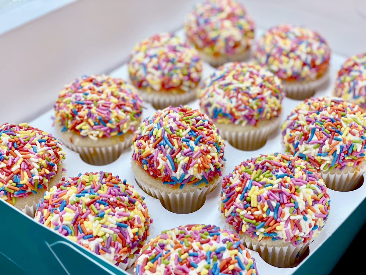 Bulk Natural Rainbow Sprinkles – 10 lb Wholesale | Kosher, Non-GMO, Dye-Free Jimmies | A Great Surprise