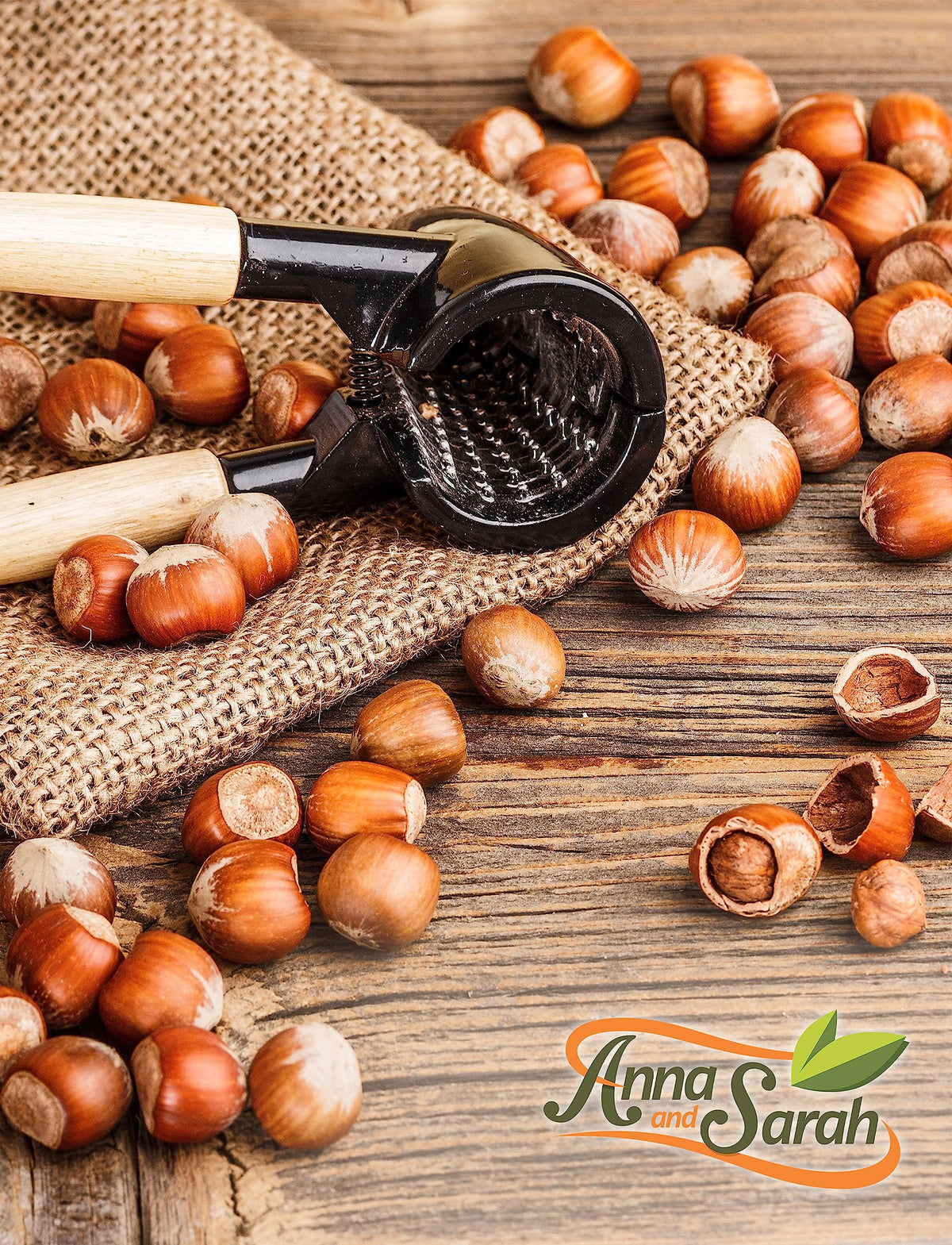 Anna and Sarah Large Oregon Hazelnuts in Shell – 2.5 Lbs