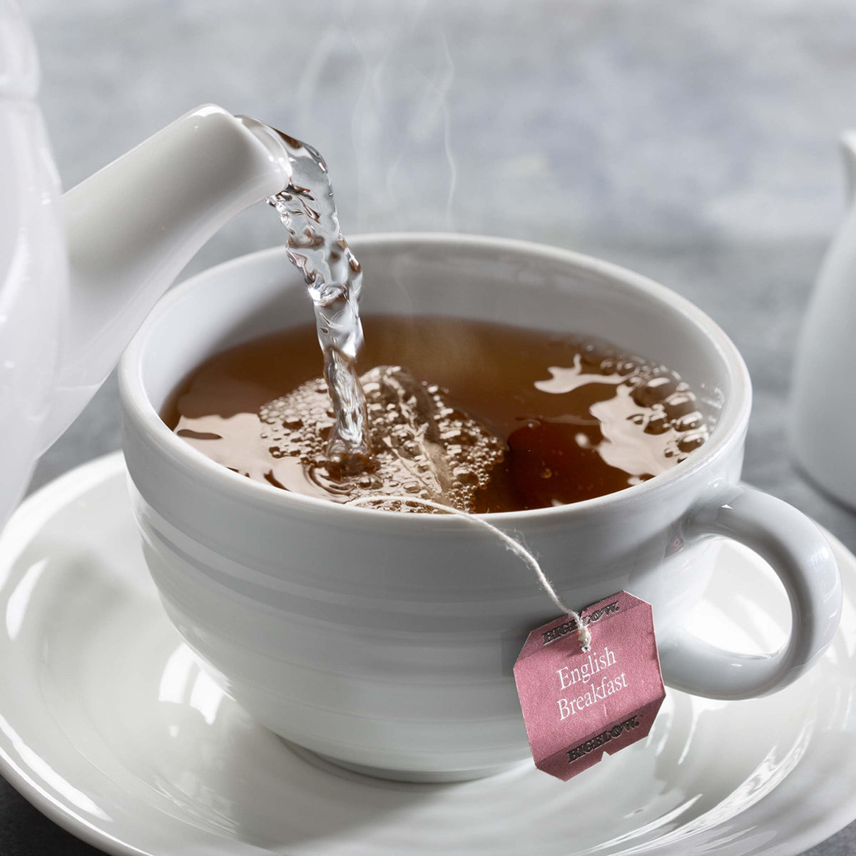 Bigelow Tea English Breakfast Black Tea | 120 Total Bags (6 Pack) | Caffeinated, Bold & Smooth
