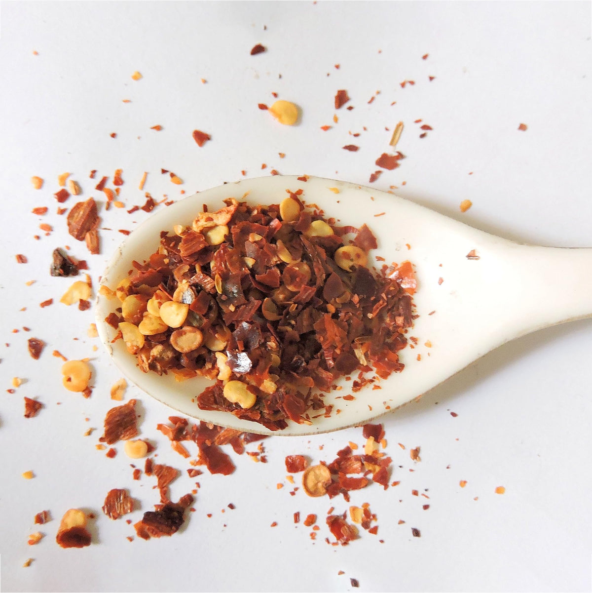 Birch & Meadow Ghost Pepper Flakes – Bhut Jolokia, 8 oz (Extremely Hot)