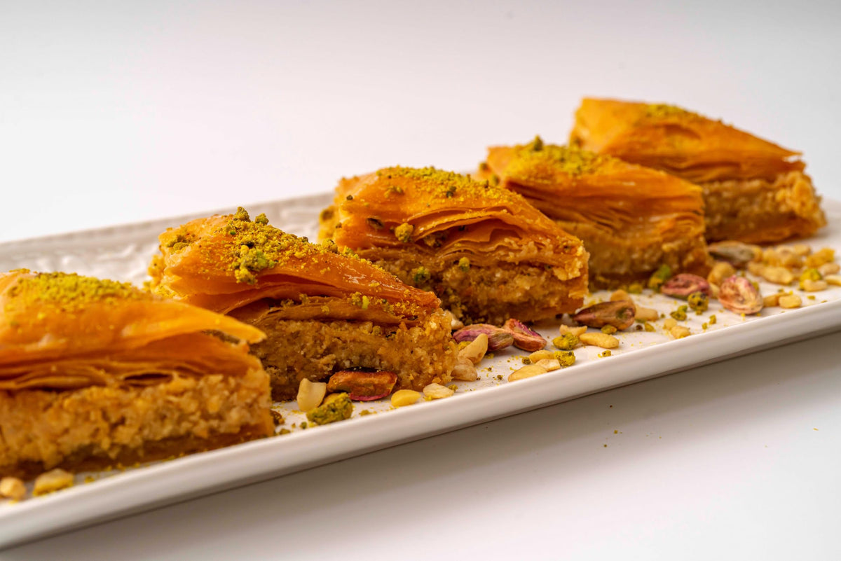 Cedar Pastries 16-Piece Traditional Triangle Baklava – Cashew, Almond & Walnut