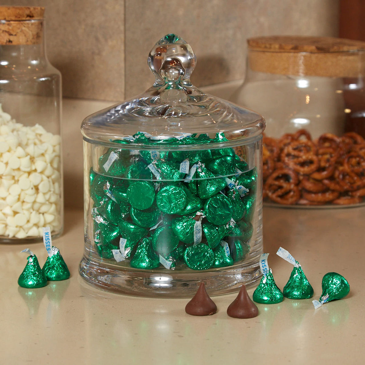 Hershey's KISSES Milk Chocolate Candy Bulk Bag, 60 oz – Green Foil Treats for Parties & Gifts