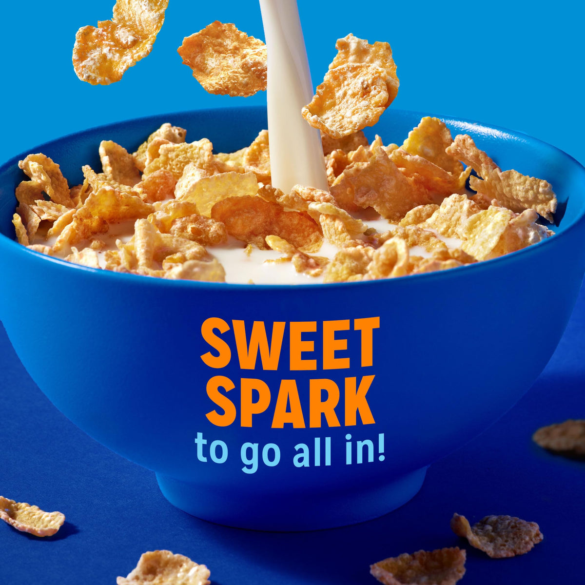 Kellogg's Frosted Flakes Breakfast Cereal Cups – 12 Cups, 8 Vitamins & Minerals