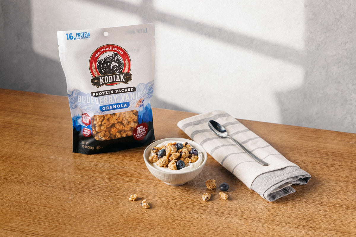 Kodiak Cakes Granola Blueberry Vanilla – High Protein, 100% Whole Grains (Pack of 5 Pouches)