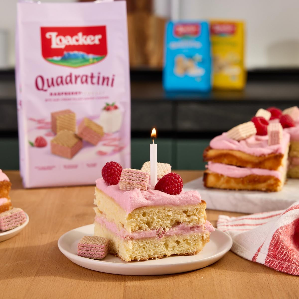 Loacker Quadratini Raspberry Yogurt Wafers – 30% Less Sugar, Large Pack (6)