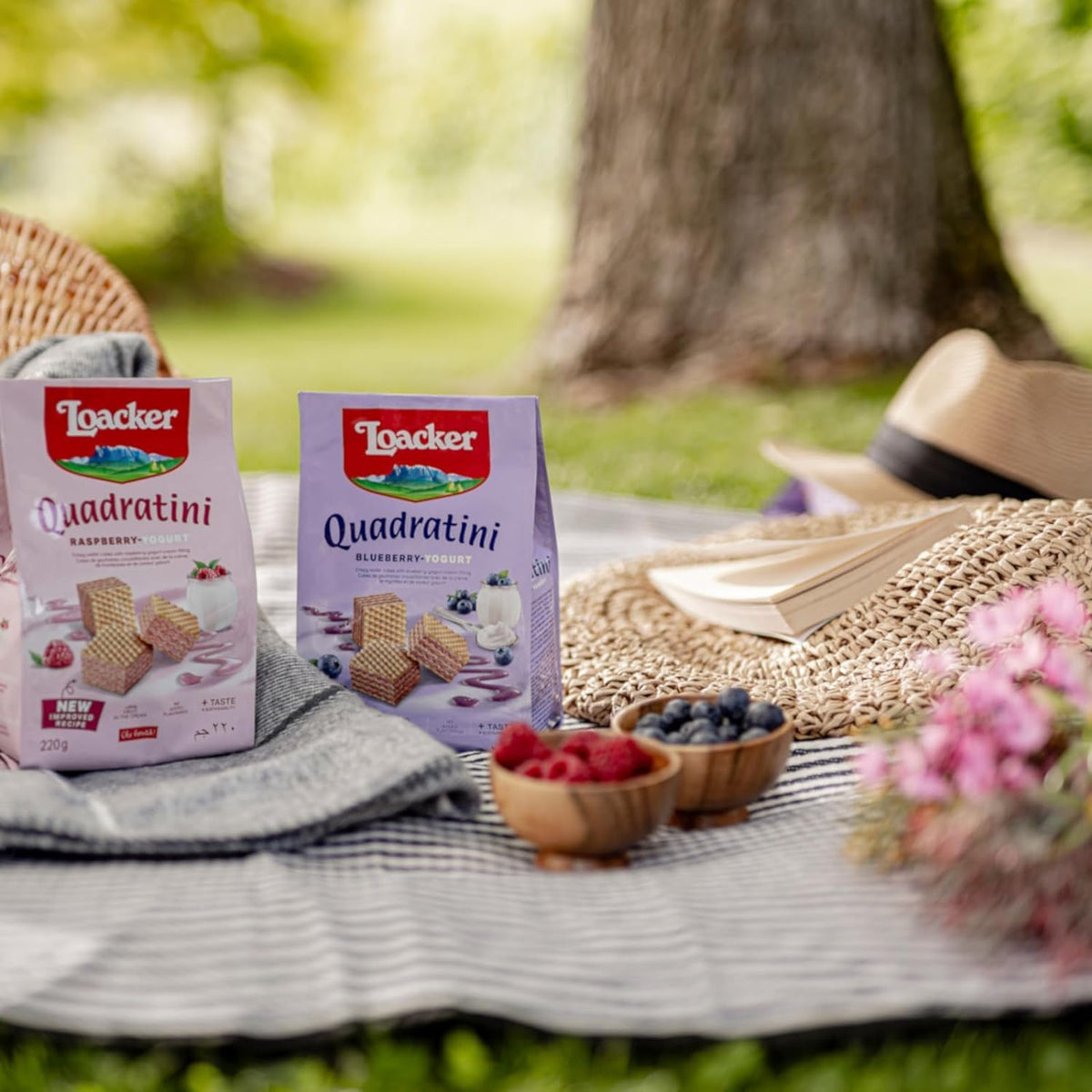 Loacker Quadratini Raspberry Yogurt Wafers – 30% Less Sugar, Large Pack (6)