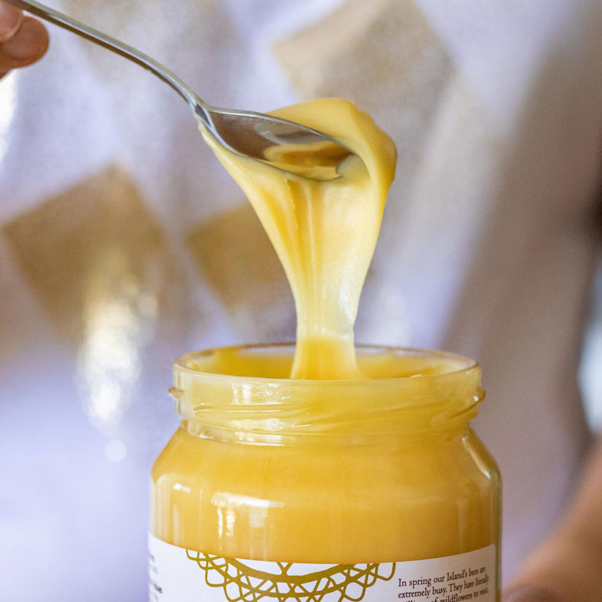 Mellona 100% Raw Honey – 1kg Unfiltered Cyprus Creamy Golden Honey