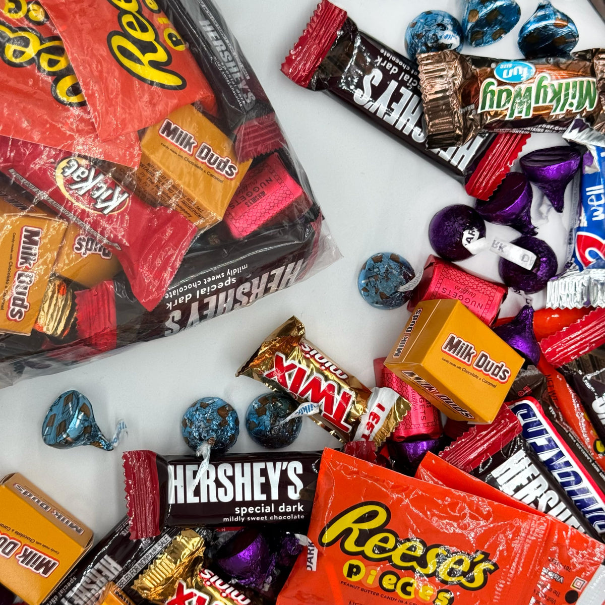 Munchbox Bulk Chocolate Assortment Variety Pack – 5 lb Chocolate Candy Mix