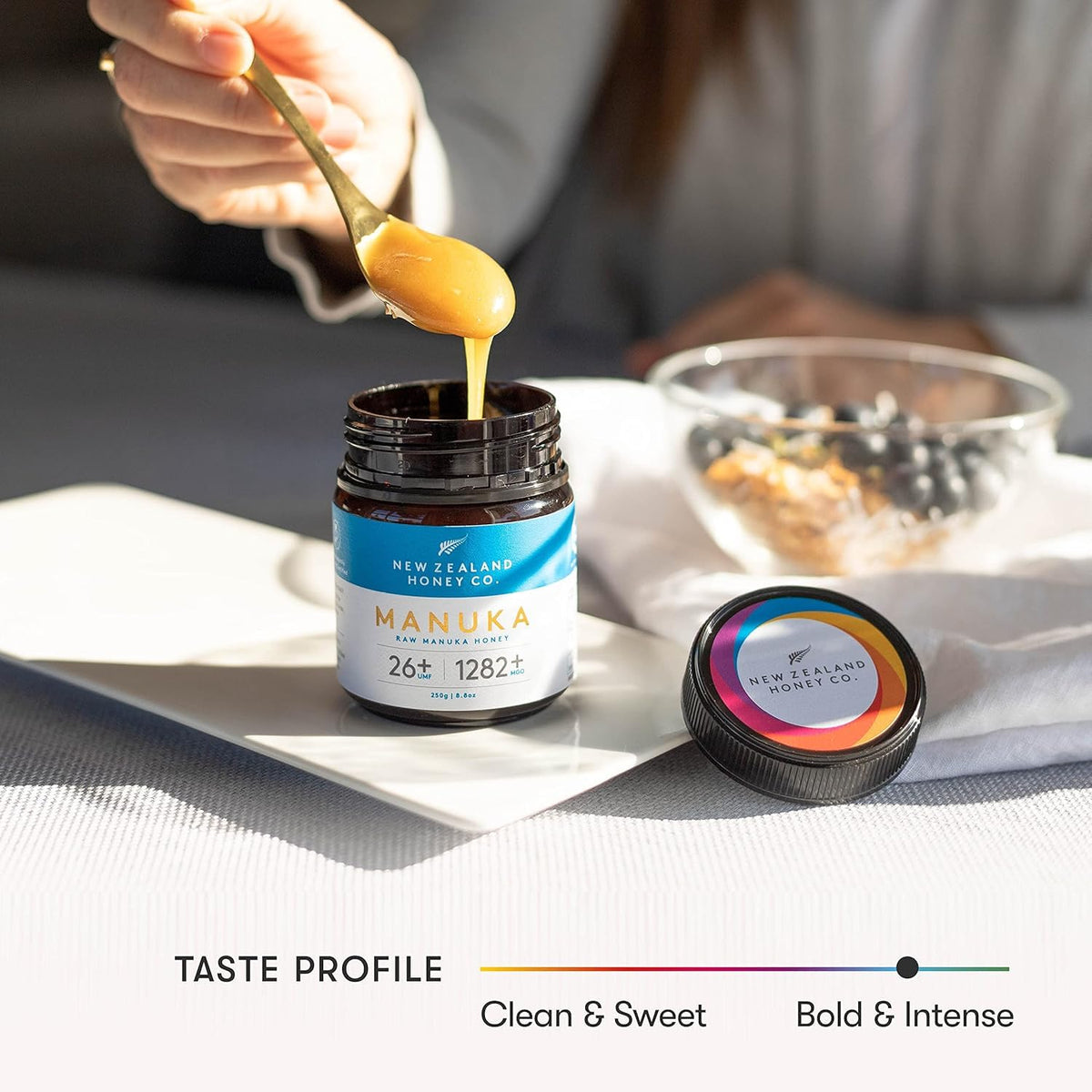 New Zealand Honey Co. Raw Manuka Honey UMF 26+ / MGO 1282+ | 8.8oz | Traceable Hive to Home