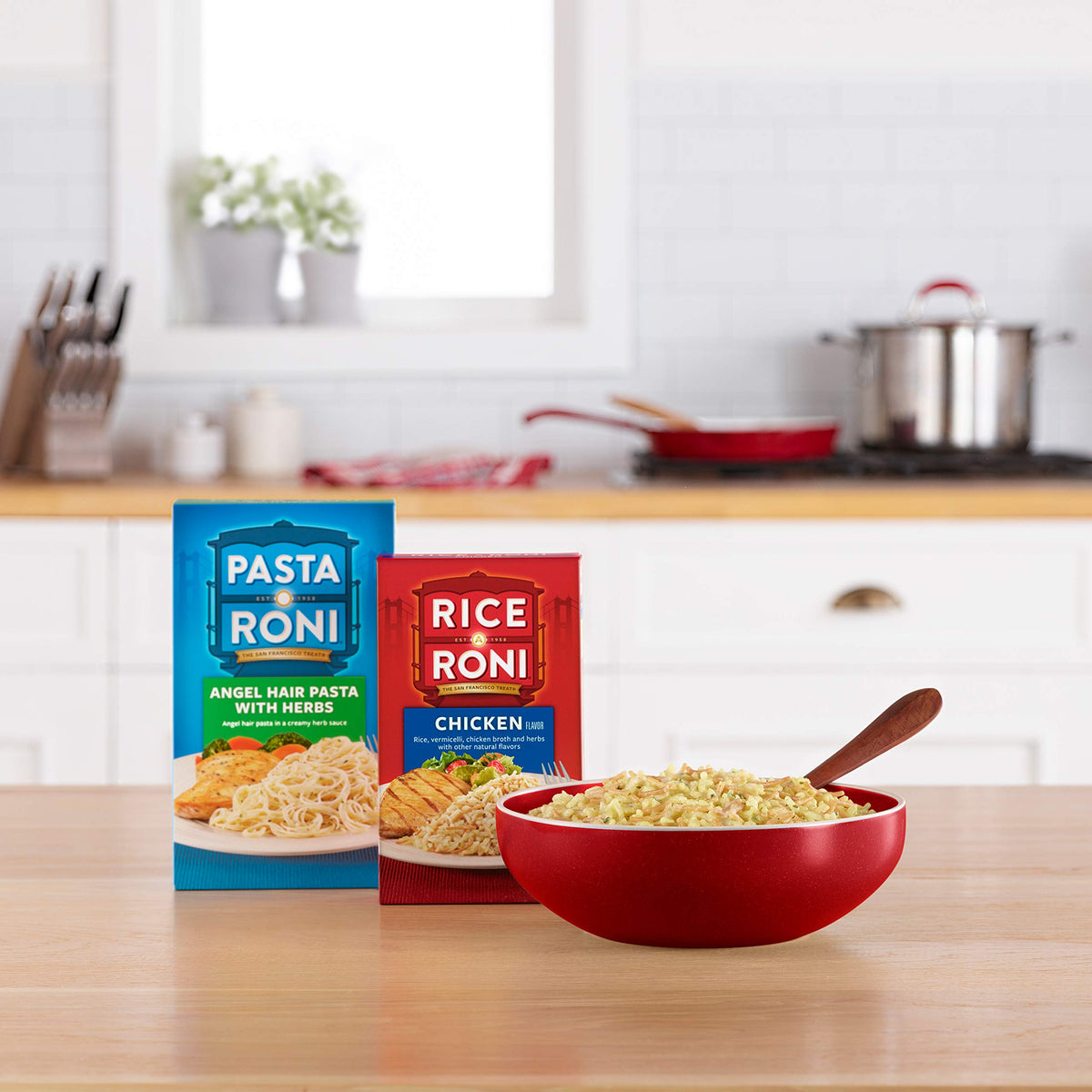 Pasta Roni Garlic Alfredo Fettuccine – Creamy Chicken Sauce, 5-Minute Cook, Pack of 12