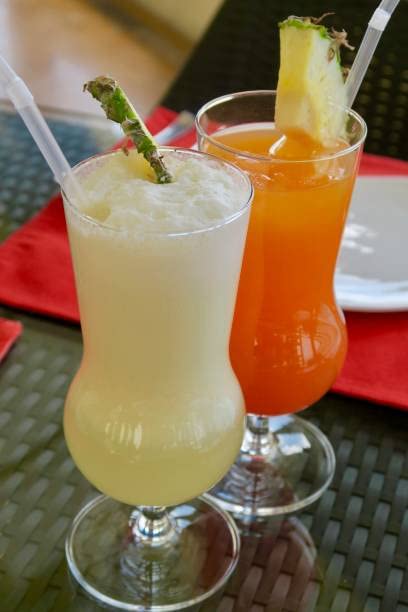 Pat O'Brien's Hurricane Cocktail Mix 33 Oz (Pack of 2) - Ready-To-Mix Tropical Base