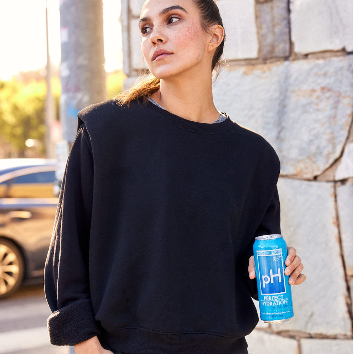 Perfect Hydration 9.5+ pH Alkaline Water – 16.9 oz Cans (Pack of 24) – Made in USA