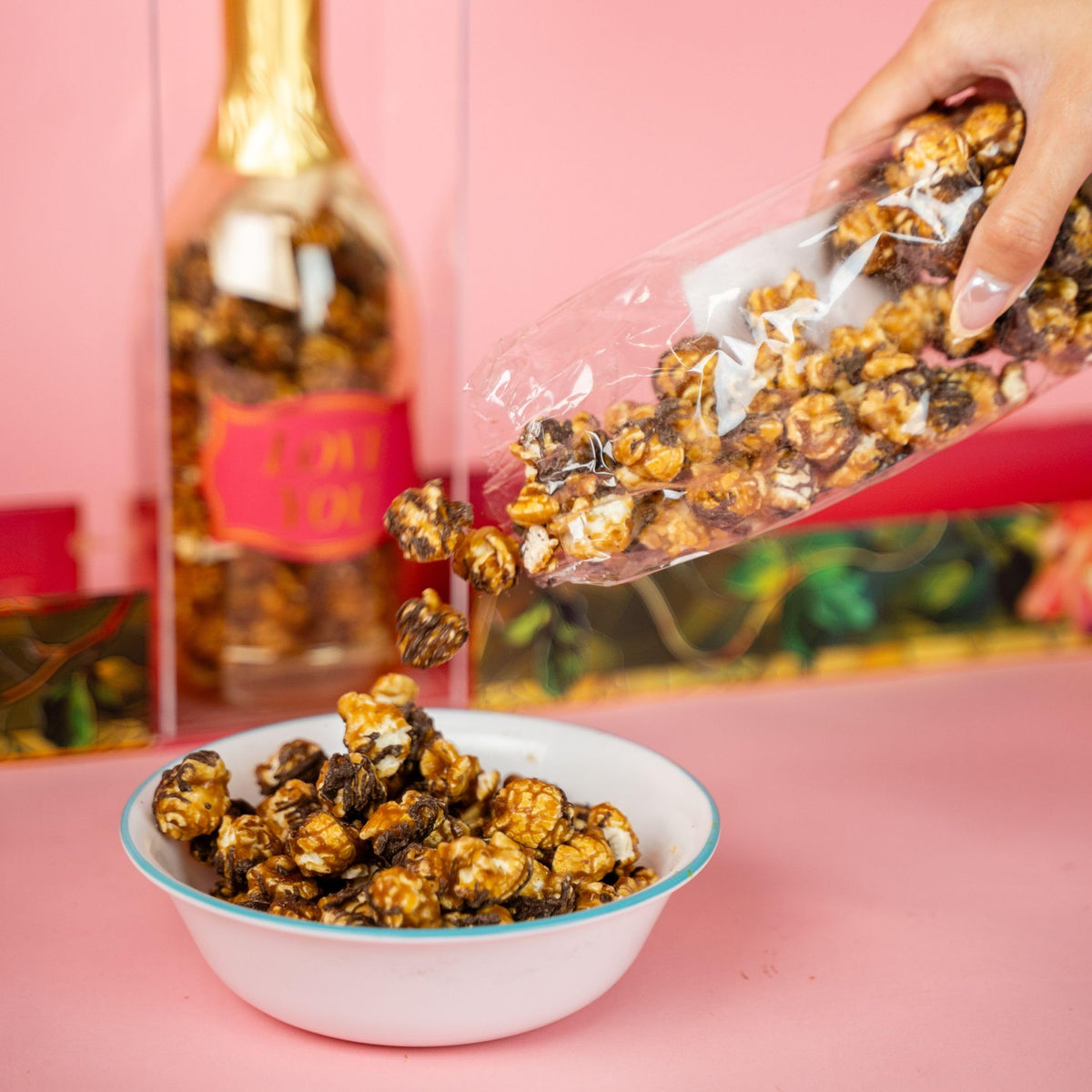 Send A Cake Rose Bubble Box with Caramel Chocolate Popcorn – Ready-to-Gift Birthday Surprise
