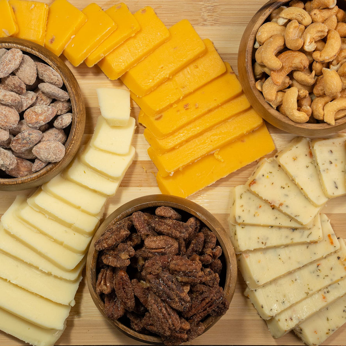 SUGAR PLUM Cheese & Nuts Gift Basket – Gourmet Charcuterie & Cheese Selections