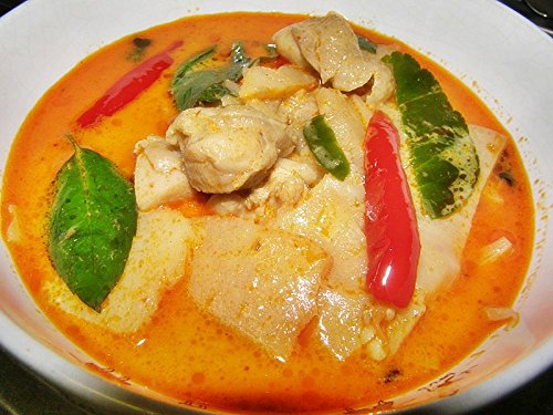 Mae Ploy Red, Green & Yellow Curry Paste Set | TastePadThai Gift Idea